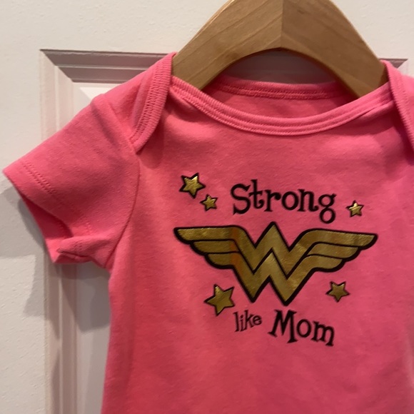 3/$15 DC Comics Pink Wonder Woman Onesie/Bodysuit - Picture 4 of 7